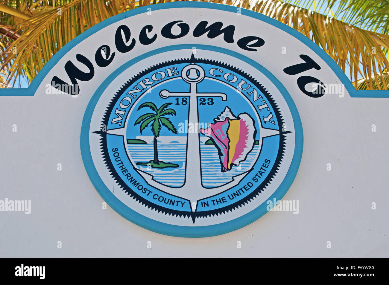 United States of America, Key West, Keys, Cayo Hueso: the signboard welcome  to Monroe County Stock Photo - Alamy