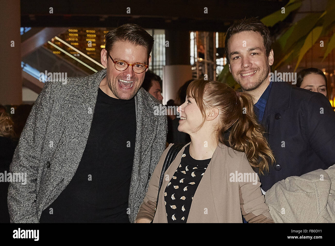 German premiere of the comedy Hilfe, ich habe meine Lehrerin ...