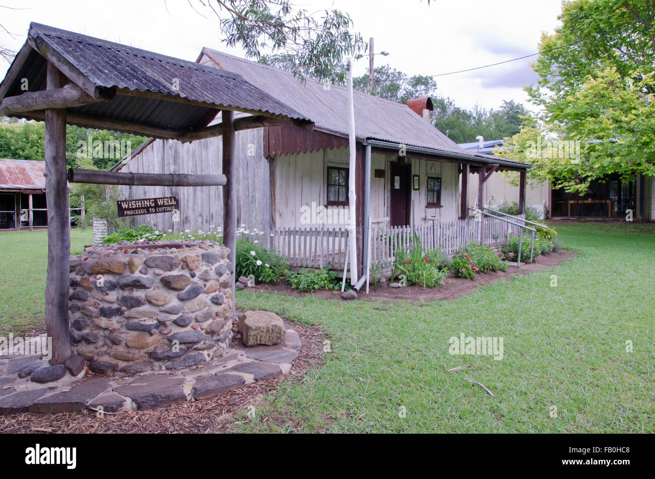 Australian Vintage Slab Hut, Murrurundi NSW Australia Stock Photo Alamy