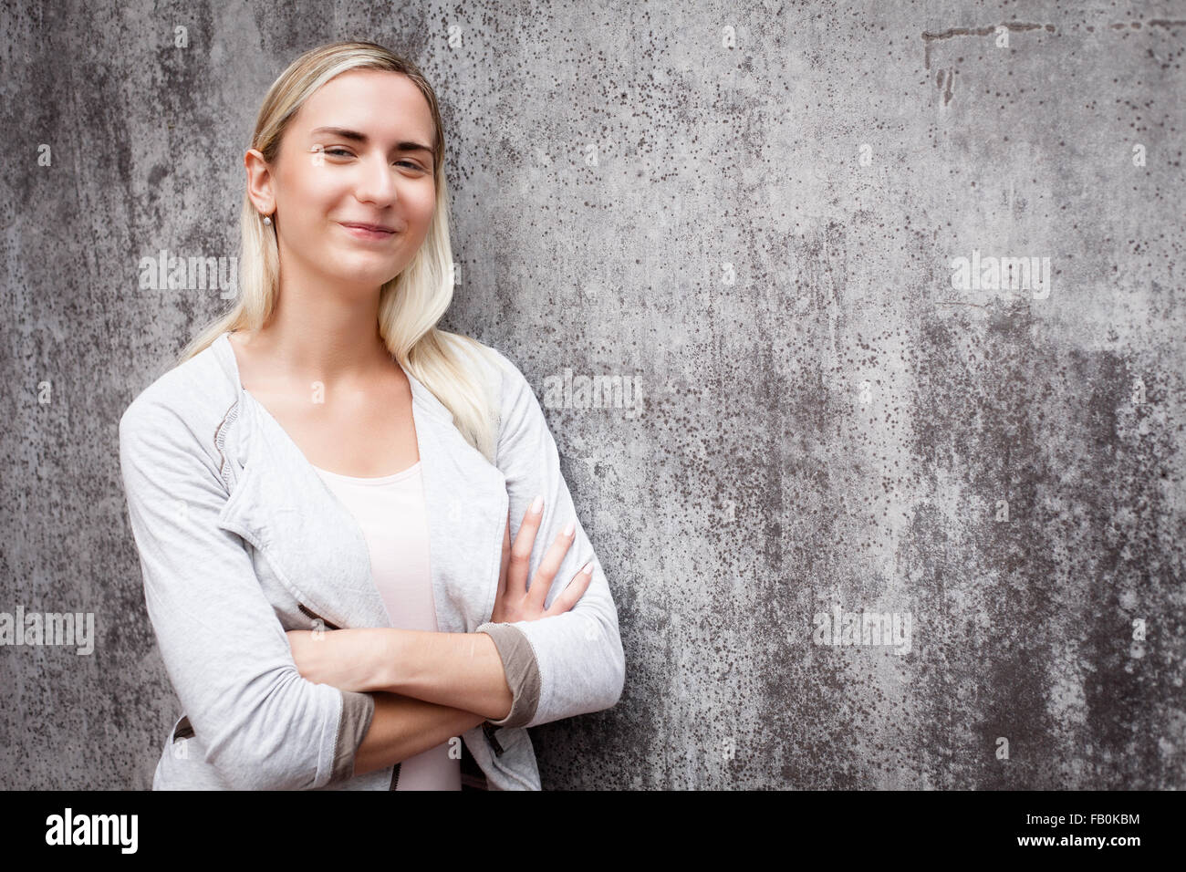 Attractive young woman Stock Photo - Alamy