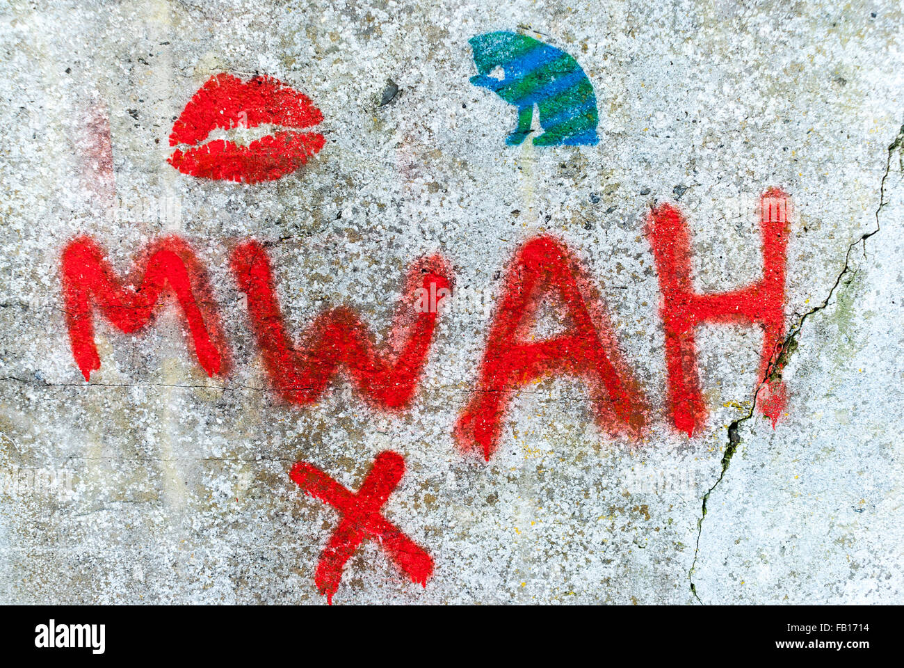 Graffiti Kiss Stock Photo - Alamy
