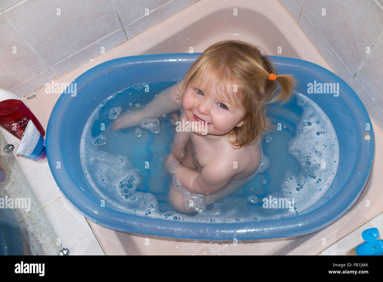 bath for 1 year old