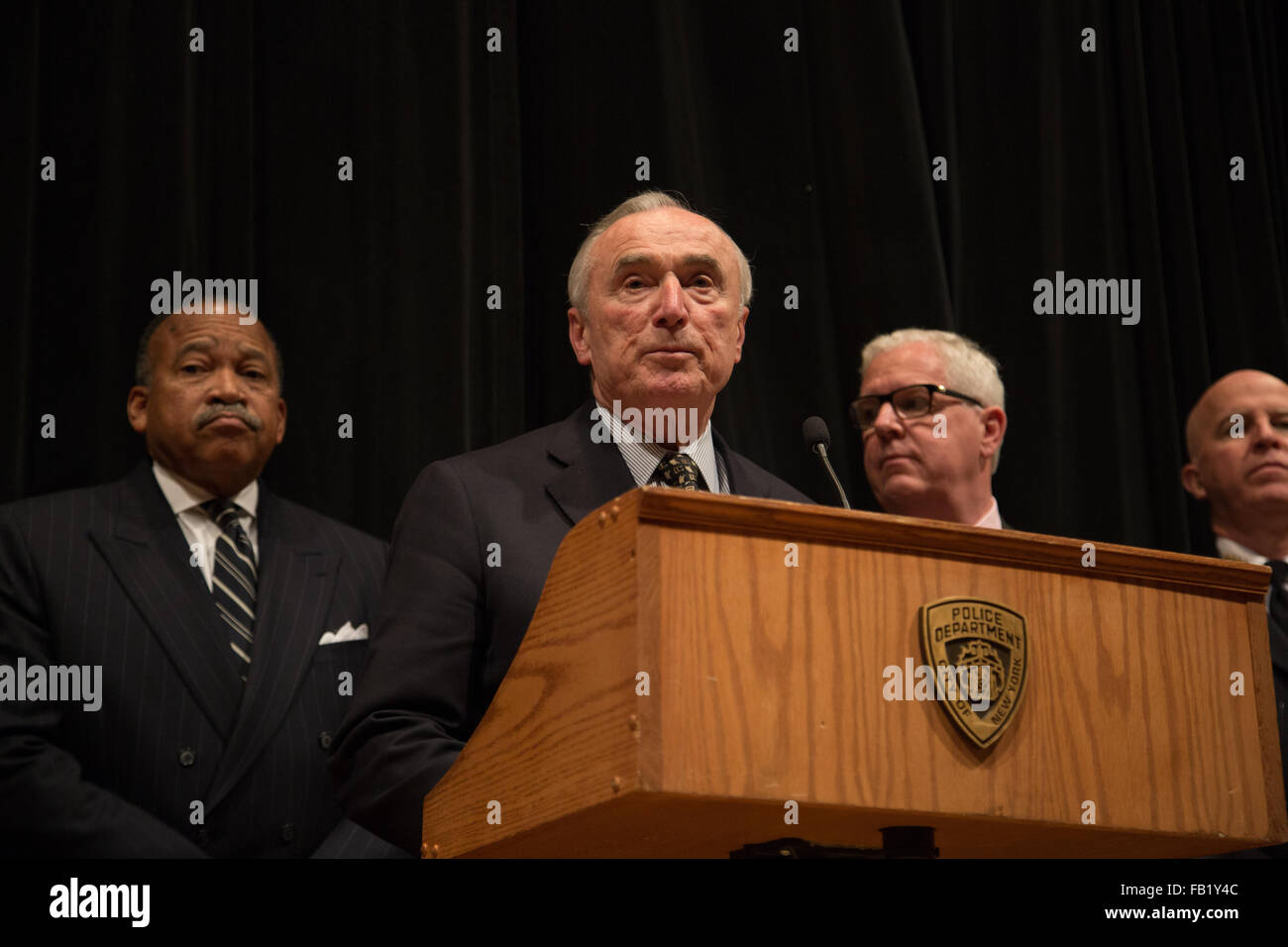 Queens, United States. 07th Jan, 2016. Police Commissioner William Bratton delivers remarks at the NYPD Swearing-In Ceremony of new recruits. Credit:  Louise Wateridge/Pacific Press/Alamy Live News Stock Photo