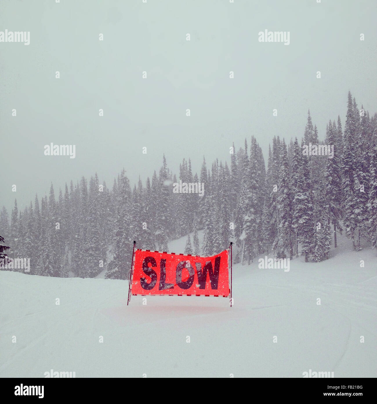 Slow sign on ski slope hi-res stock photography and images - Alamy