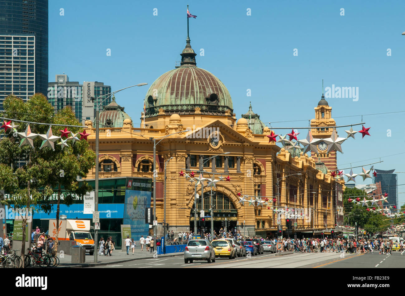 Melbourne street scene hi-res stock photography and images - Alamy