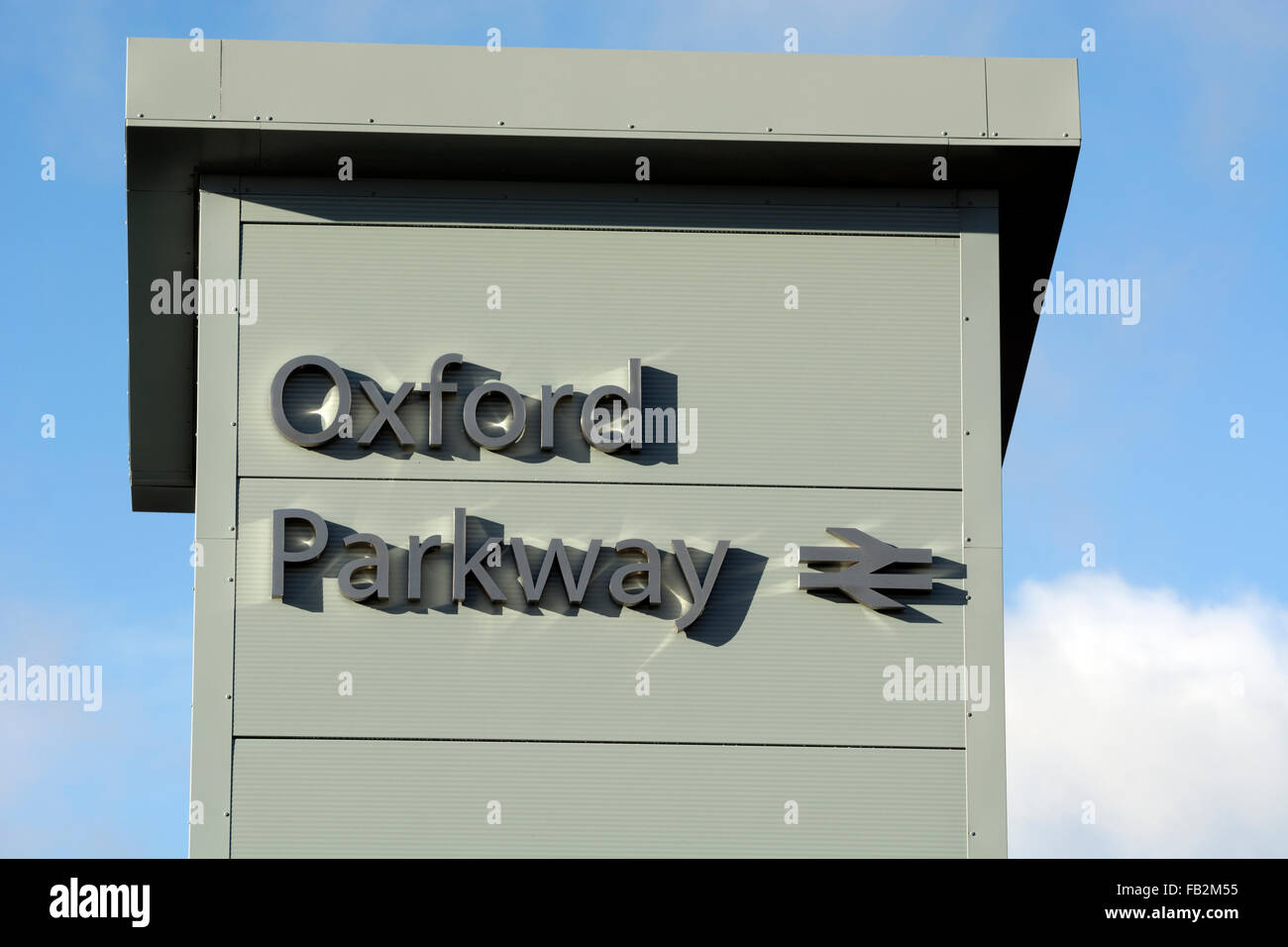 Oxford Parkway railway station, Oxfordshire, UK Stock Photo Alamy