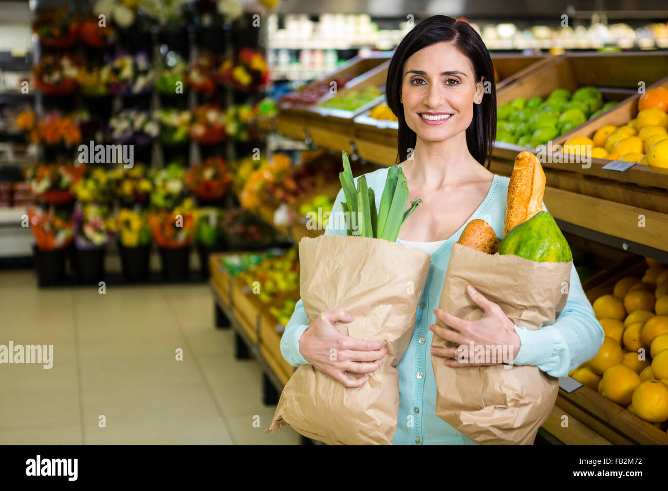 Woman Vegetables Supermarket Bag Hi res Stock Photography And Images woman-vegetables-supermarket-bag-hi-res-stock-photography-and-images