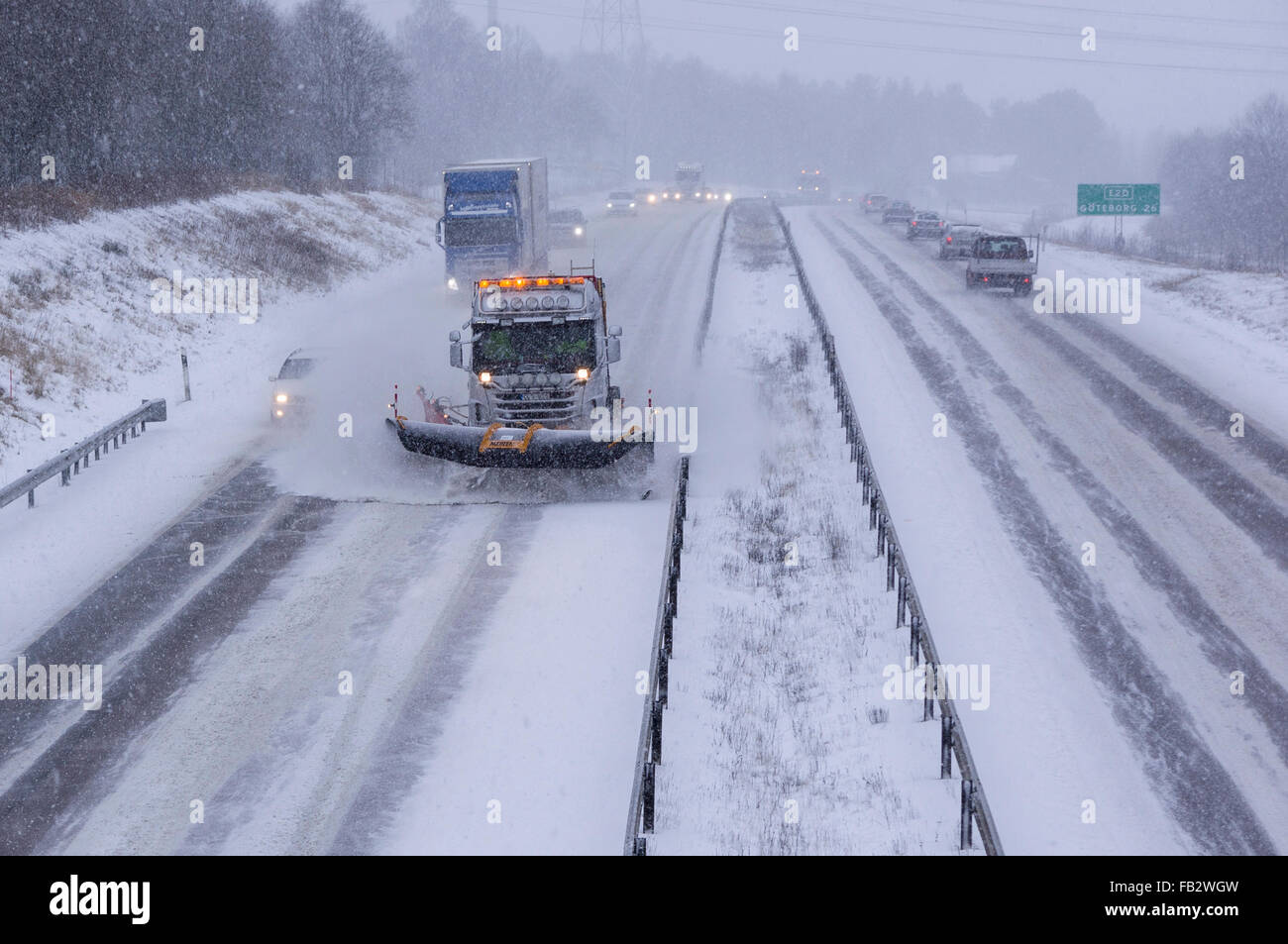 Sweden Weather E20, Floda, Sweden, 8th Feb 2016. First major snowfall