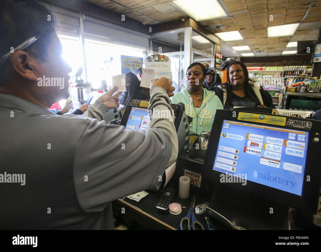 Powerball hi-res stock photography and images - Page 6 - Alamy