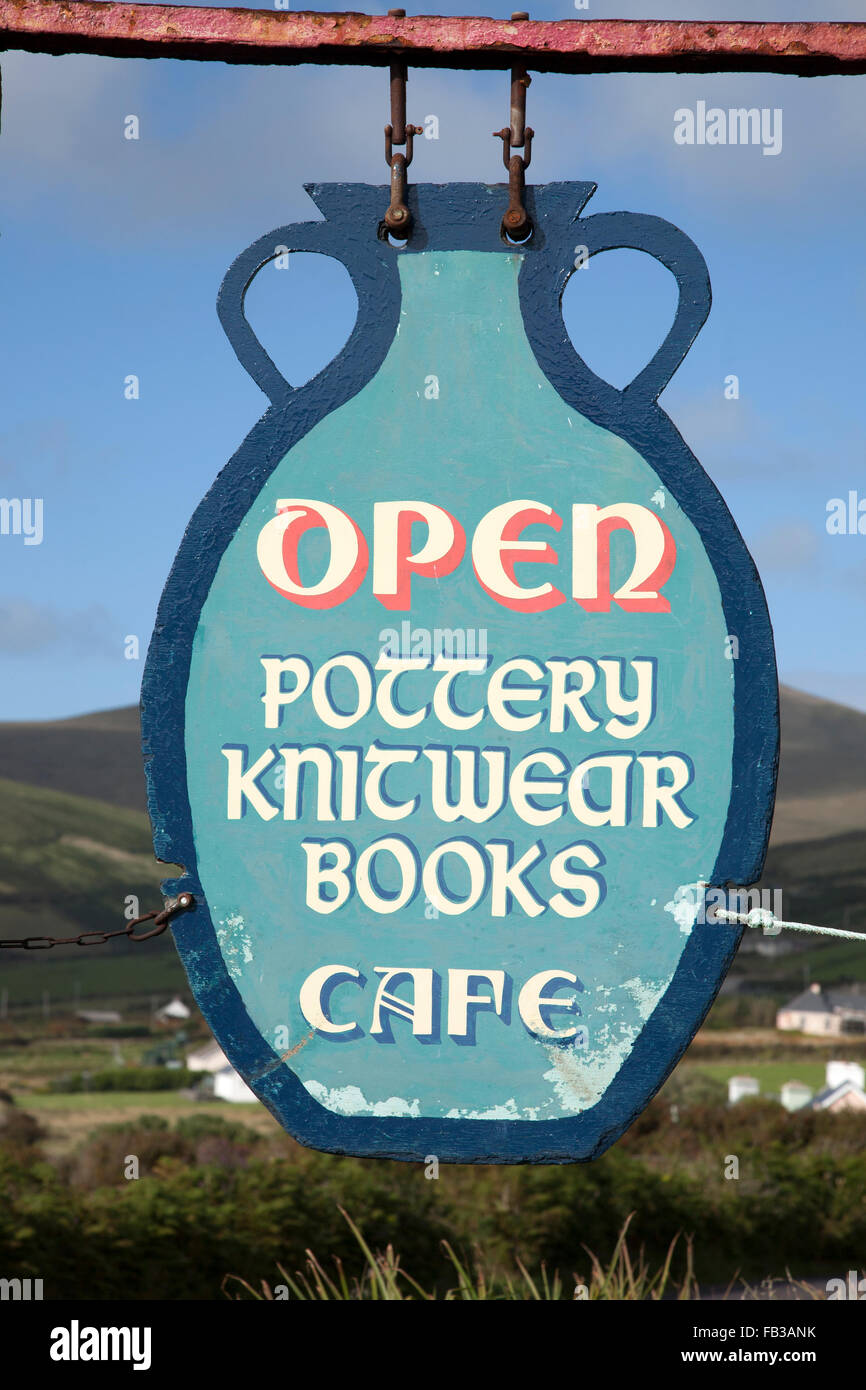 Dun Chaoin Pottery and Cafe, Dingle Peninsula, Ireland Stock Photo Alamy