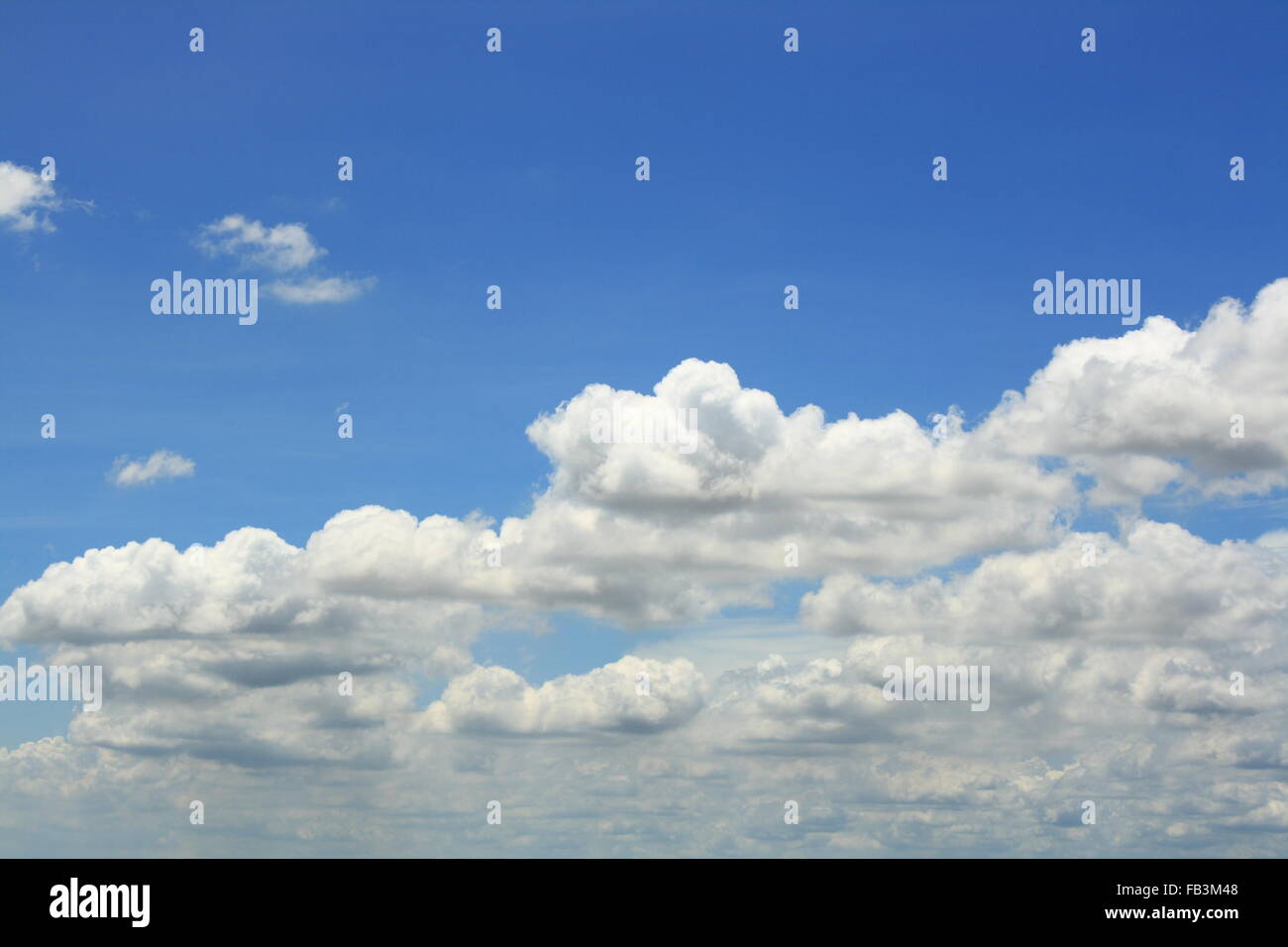 abstract background of blue sky and fluffy white cloud during daytime ...