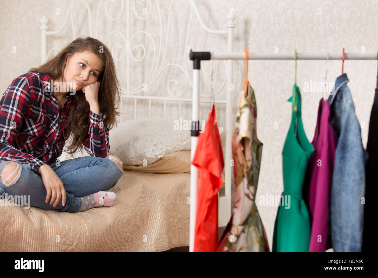 Girl in pick shirt hi-res stock photography and images - Alamy