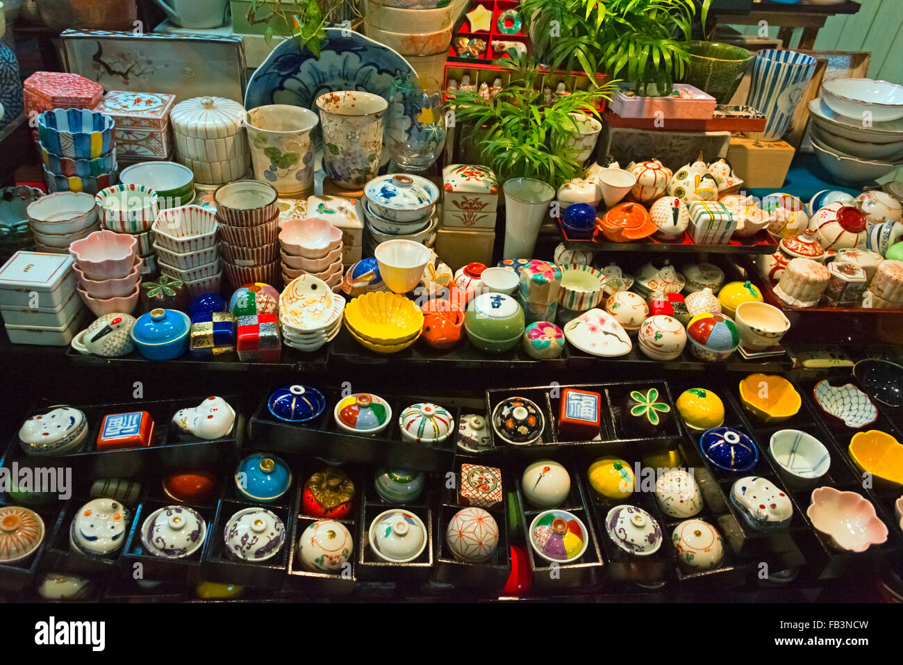 Selling porcelain ware at Nishiki Market, Kyoto, Japan Stock Photo
