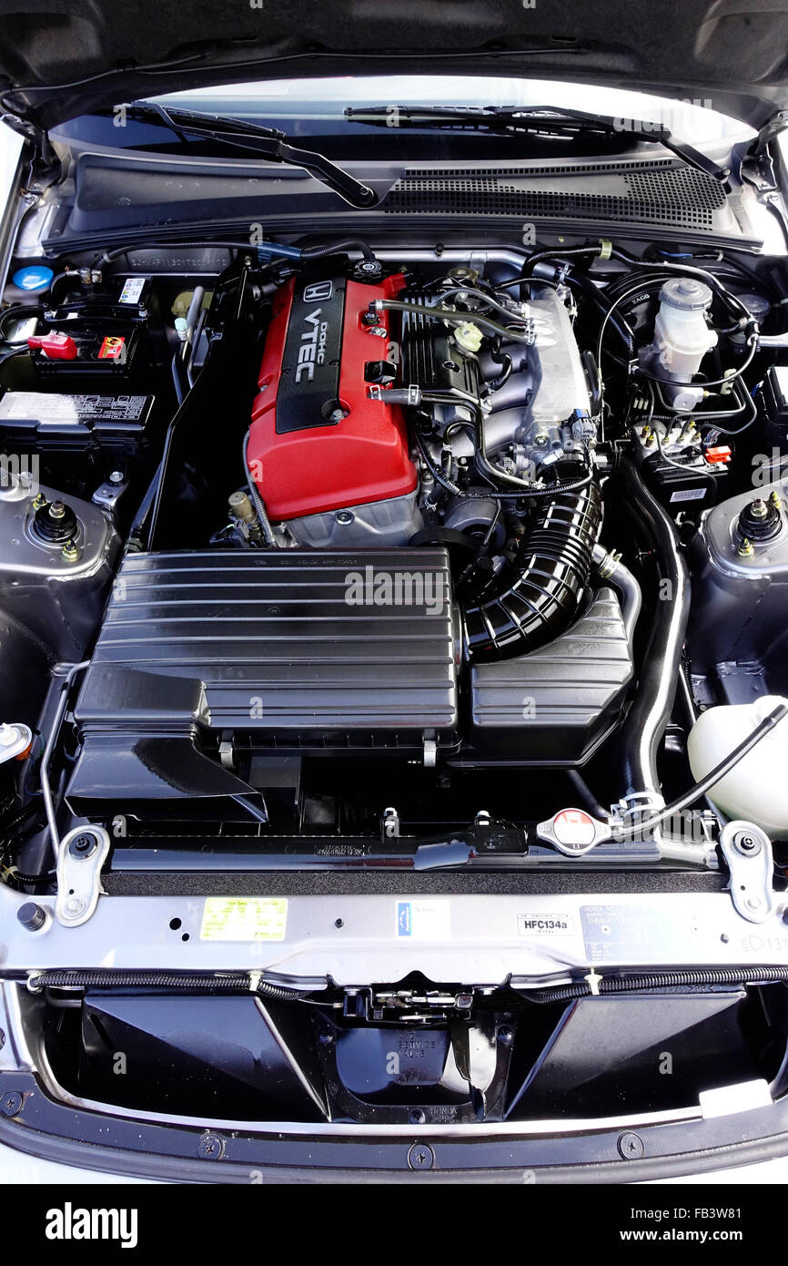 Honda Engine High Resolution Stock Photography and Images - Alamy