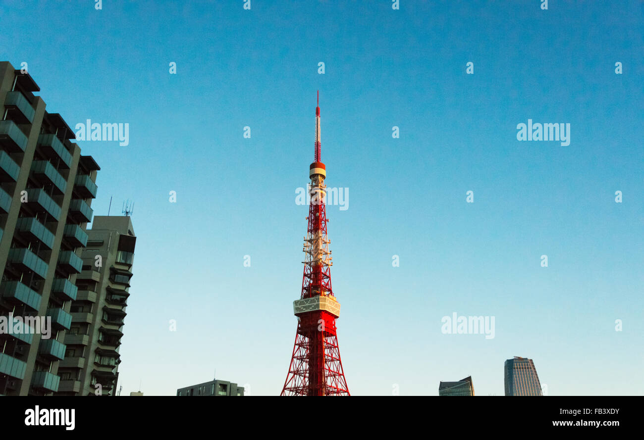 Tokyo Tower and high rises at dawn, Tokyo, Japan Stock Photo