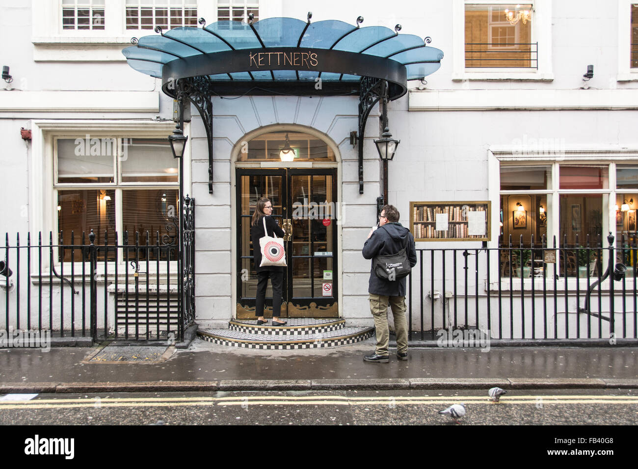Soho Farmhouse Oxfordshire England, Hotel Review : Inviato Travel, image size:1300x956