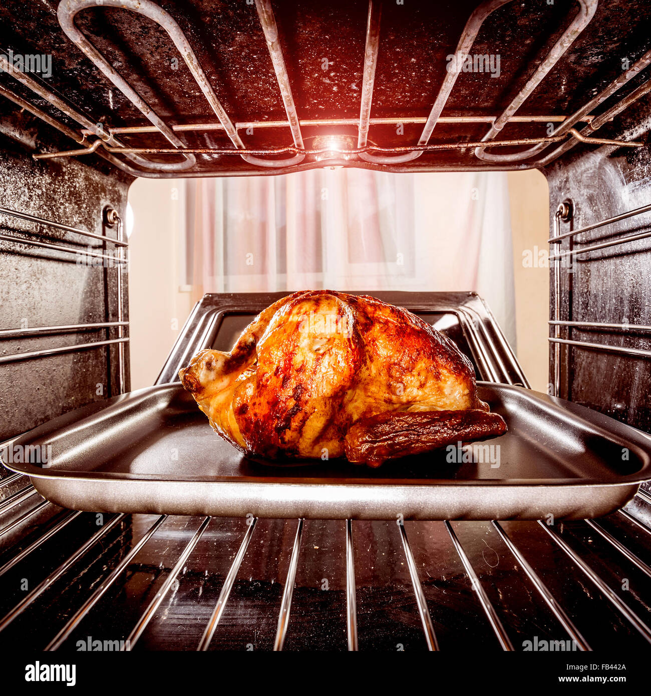 Oven roaster hi-res stock photography and images - Alamy