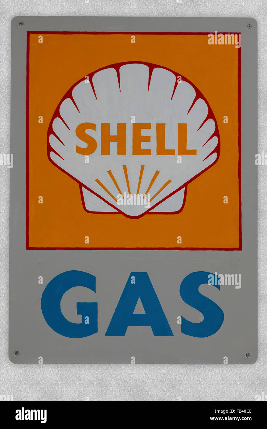 Old Shell sign on the wall Stock Photo