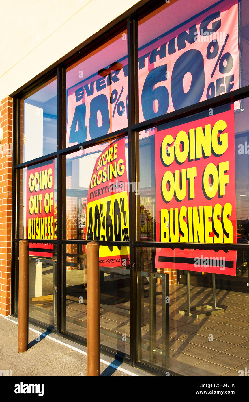 Recession Casualty store going out of business Stock Photo Alamy
