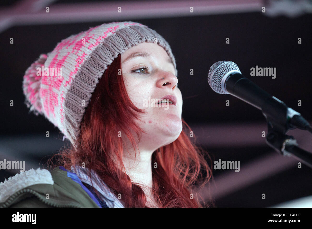 London, UK. 9th January, 2016. Danielle Tiplady, student nurse, addresses the student nurses' rally against removal of the NHS bursary outside Downing Street. Credit:  Mark Kerrison/Alamy Live News Stock Photo