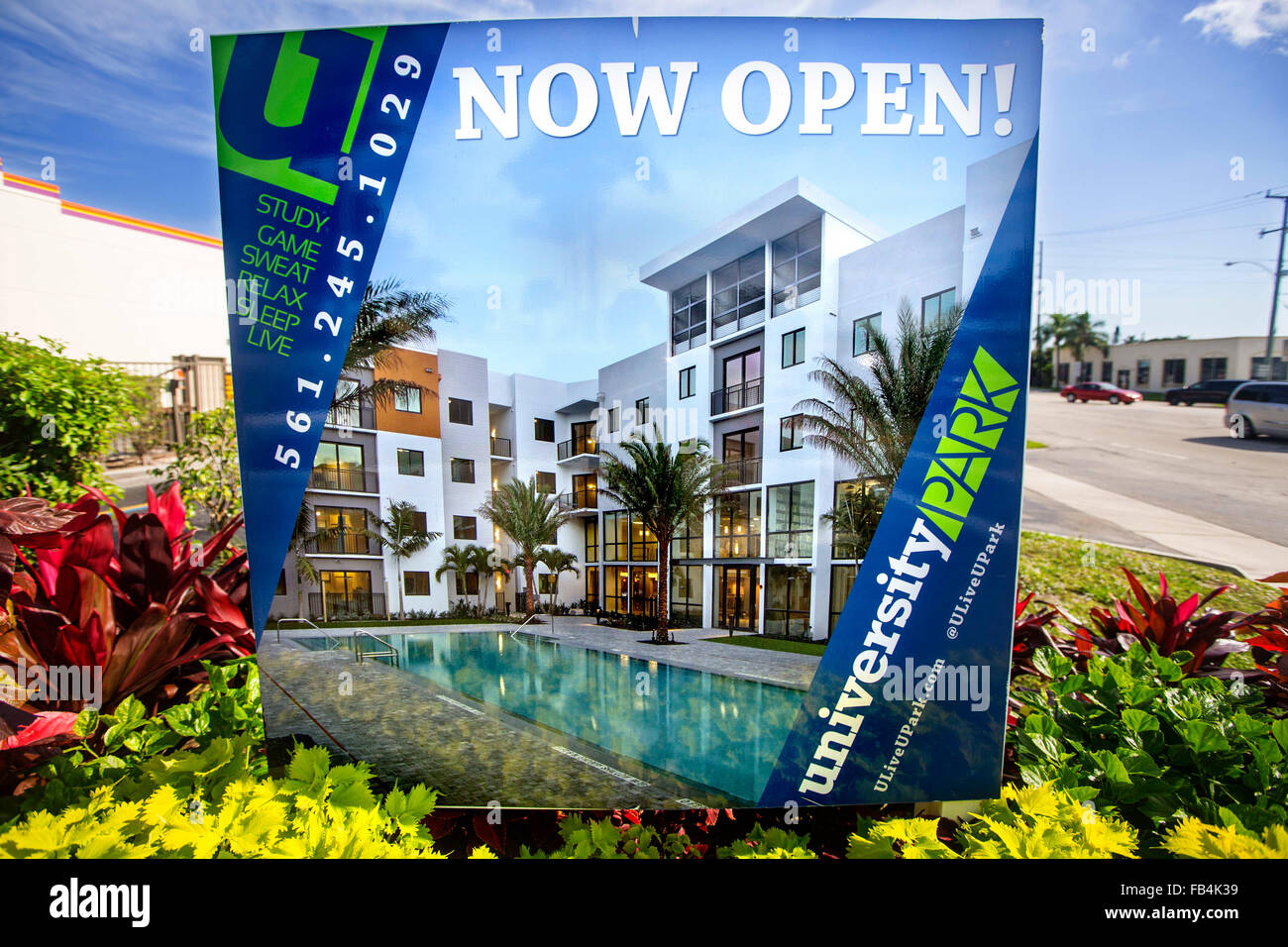 Boca Raton, Florida, USA. 9th Jan, 2016. Signage at the entrance to University Park apartment complex where many Florida Atlantic University students live off campus Saturday January 09, 2016 in Boca Raton. © Bill Ingram/The Palm Beach Post/ZUMA Wire/Alamy Live News Stock Photo