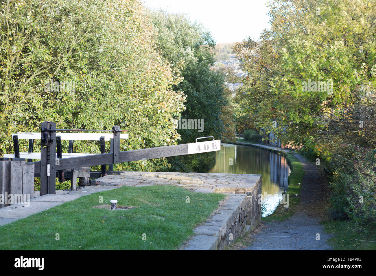 UK, West Yorkshire, Lock 40E on the Huddersfield narrow canal. Stock Photo