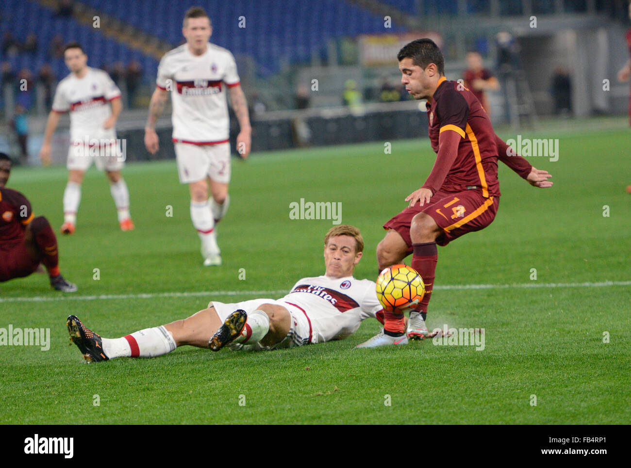 Rome, Italy. 09th Jan, 2016. Keisuke Honda, Iago Falque during the Italian Serie A football match A.S. Roma vs A.C. Milan at the Olympic Stadium in Rome, on january 09, 2016 Credit:  Silvia Lore'/Alamy Live News Stock Photo