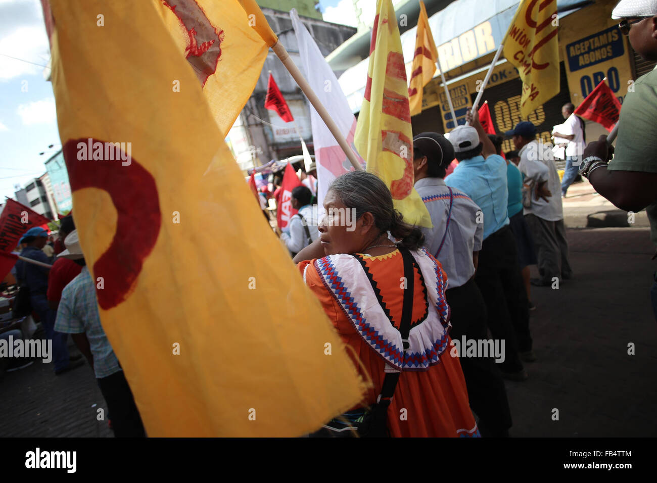 Panama City, Panama. 9th Jan, 2016. Members of different social movements take part in a march held in commemoration of the Martyrs' Day, in Panama City, capital of Panama, on Jan. 9, 2016. The Martyrs' Day was a movement occurred in Panama on Jan. 9, 1964, when troops of the U.S. Army clashed with high school students who demanded the right to raise the national flag in the area known as Canal Zone, a strip of land around the Panama Canal, which was ceded to the United States of America in perpetuity as a result of the Hay-Bunau-Varilla Treaty. © Mauricio Valenzuela/Xinhua/Alamy Live News Stock Photo