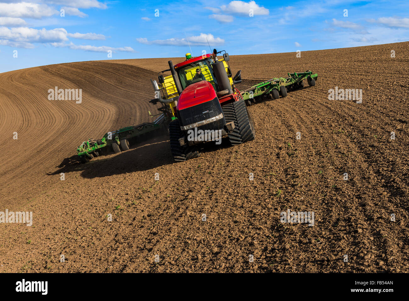 Case quadtrac tractor seeding garbanzo beans in the Palouse region of