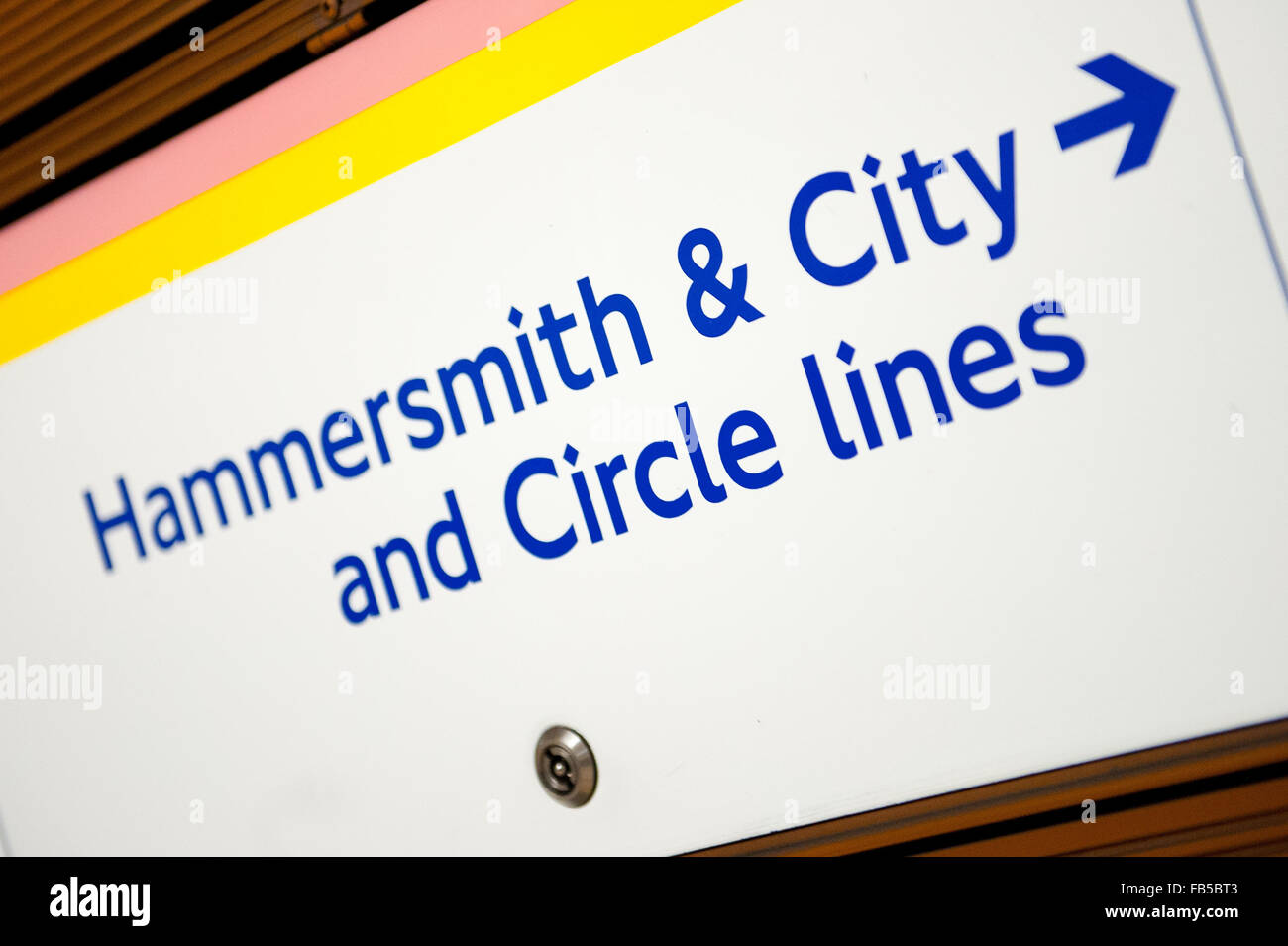Hammersmith & City Line London Underground tube station in London Stock  Photo - Alamy