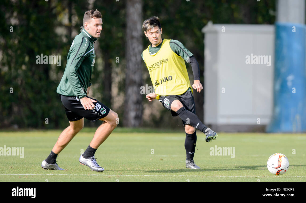 Belek, Turkey. 10th Jan, 2016. Hannover's new signings Hotaru Yamaguchi (R) and Adam Szalai in action during a training session of German Bundesliga soccer club Hannover 96 in Belek, Turkey, 10 January 2016. Hannover 96 is in Belek to prepare for the second half of the German Bundesliga season. Photo: THOMAS EISENHUTH/dpa/Alamy Live News Stock Photo