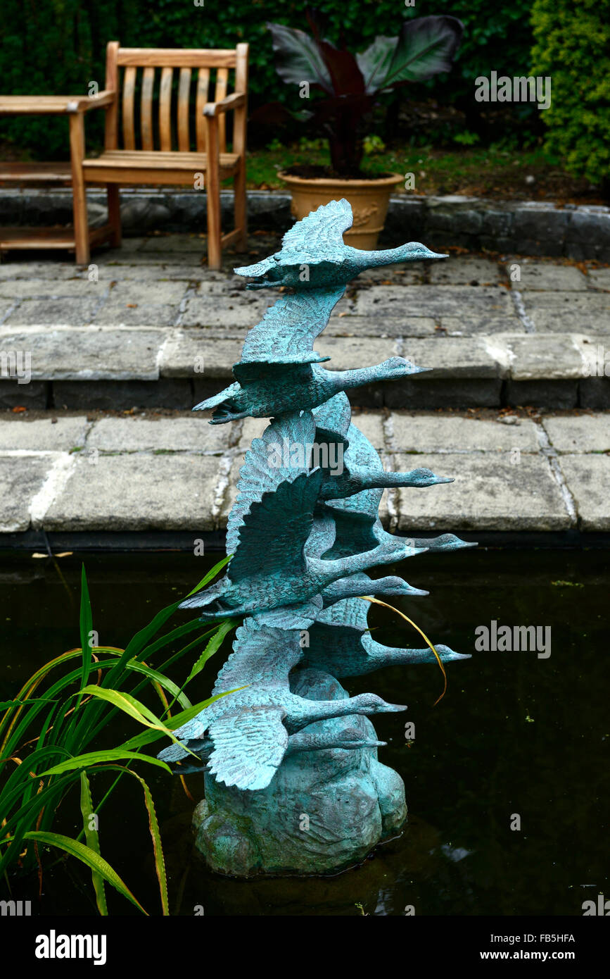 Flying Geese Bronze Statue Sculpture Garden Art Gardening
