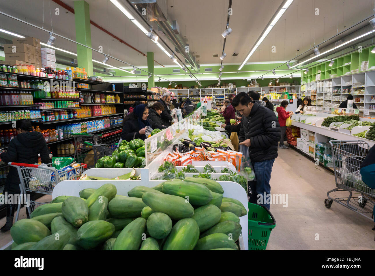 Ethnic stores queens new york hires stock photography and images Alamy