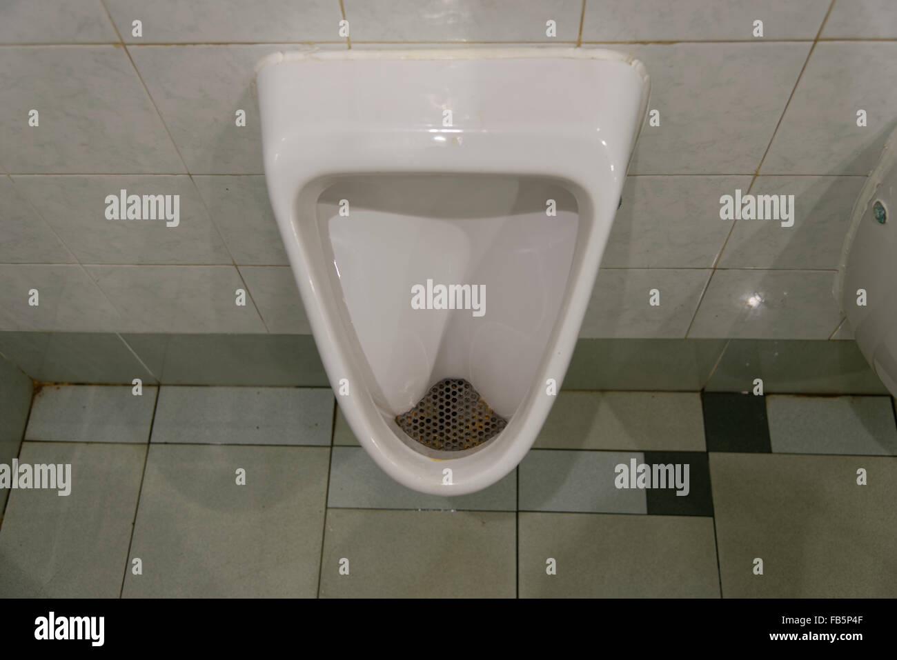 urinal (pissoir) in men toilet Stock Photo Alamy