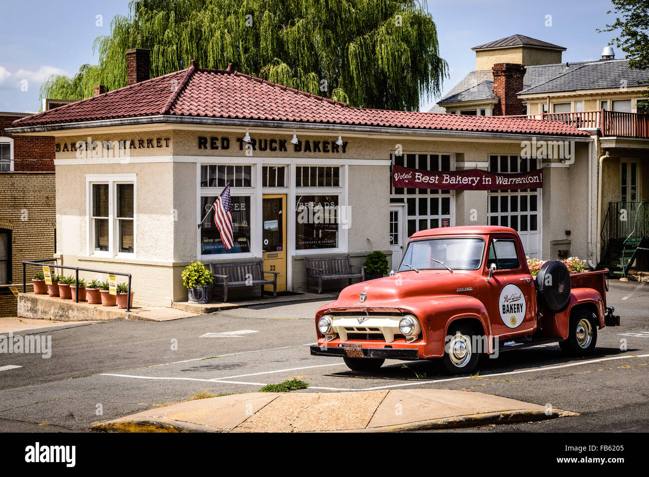 Red Truck Bakery & Market, 22 Waterloo Street, Warrenton, Virginia