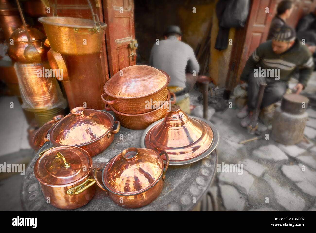 Fez, Medina - Metalworkers workshops in the Place el Seffarine. Morocco Stock Photo