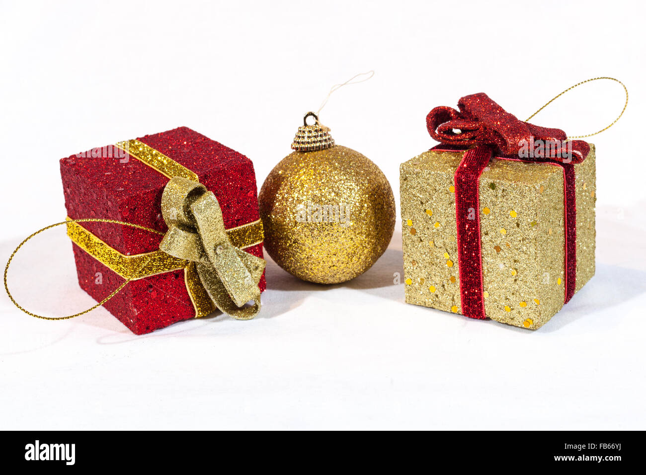 Christmas tree baubles, gold and red Stock Photo Alamy