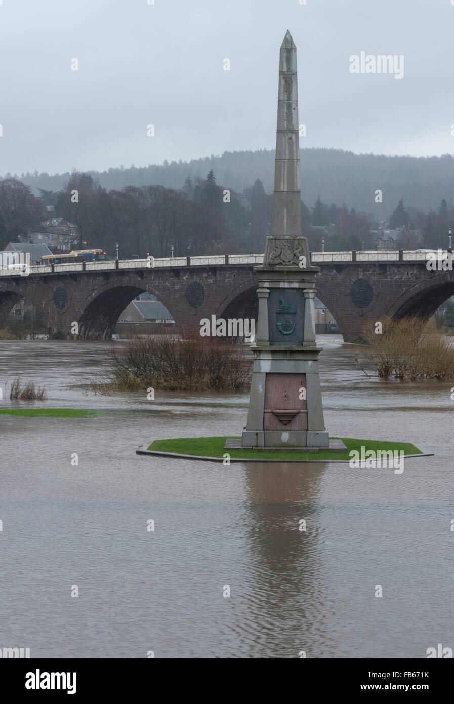 River Tay flooding 90th Light Infantry Memorial, North Inch, Perth Stock Photo Alamy