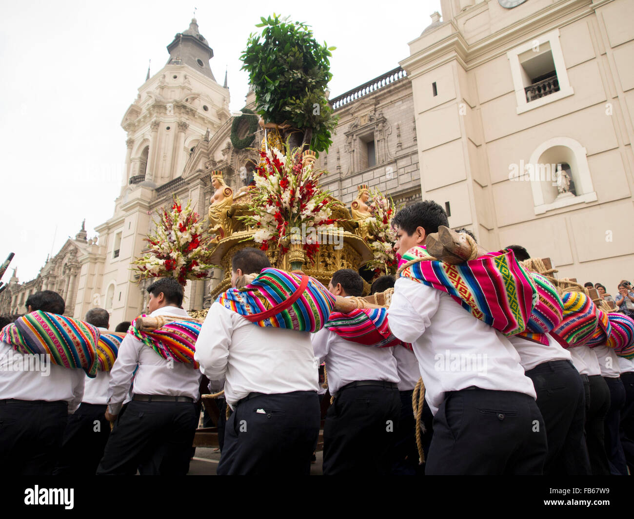 Lima, Peru. 10th January, 2016. Procession of religious images of Cuzco, in the main square of Lima, Peru Credit:  Carlos García Granthon/Alamy Live News Stock Photo