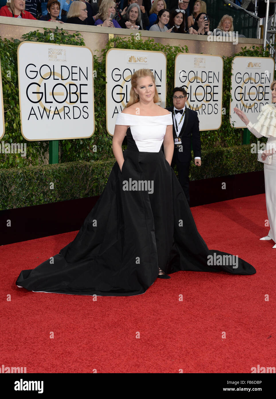 Los Angeles, California, USA. 10th January, 2016. Amy Schumer arrives at the Golden Globes, Los Angeles, CA Credit:  Sydney Alford/Alamy Live News Stock Photo