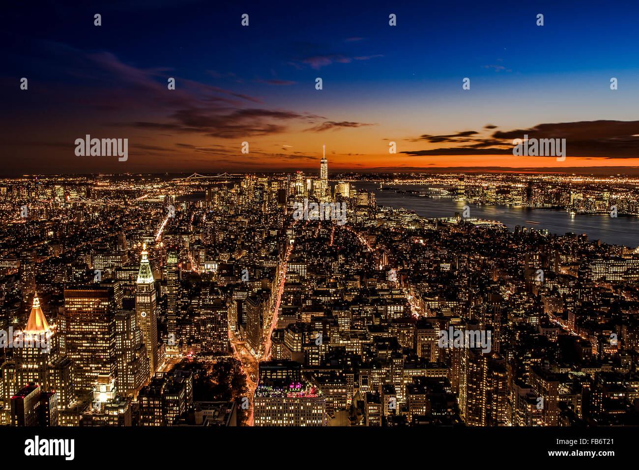 New york skyline architecture hi-res stock photography and images - Alamy