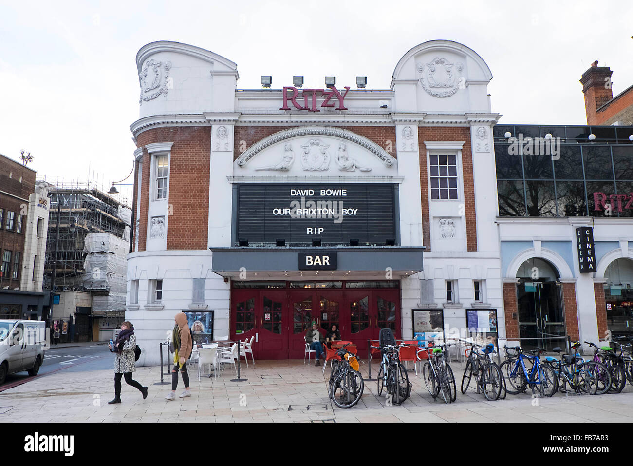 London, Britain. 11th Jan, 2016. The Ritzy Cinema in Brixton pays tribute to local hero David Bowie in Brixton, South London, Britain, on Jan. 11, 2016. David Bowie, the iconic British singer-songwriter died on Sunday, just two days after his 69th birthday, his family announced Monday in a brief statement. © Ray Tang/Xinhua/Alamy Live News Stock Photo
