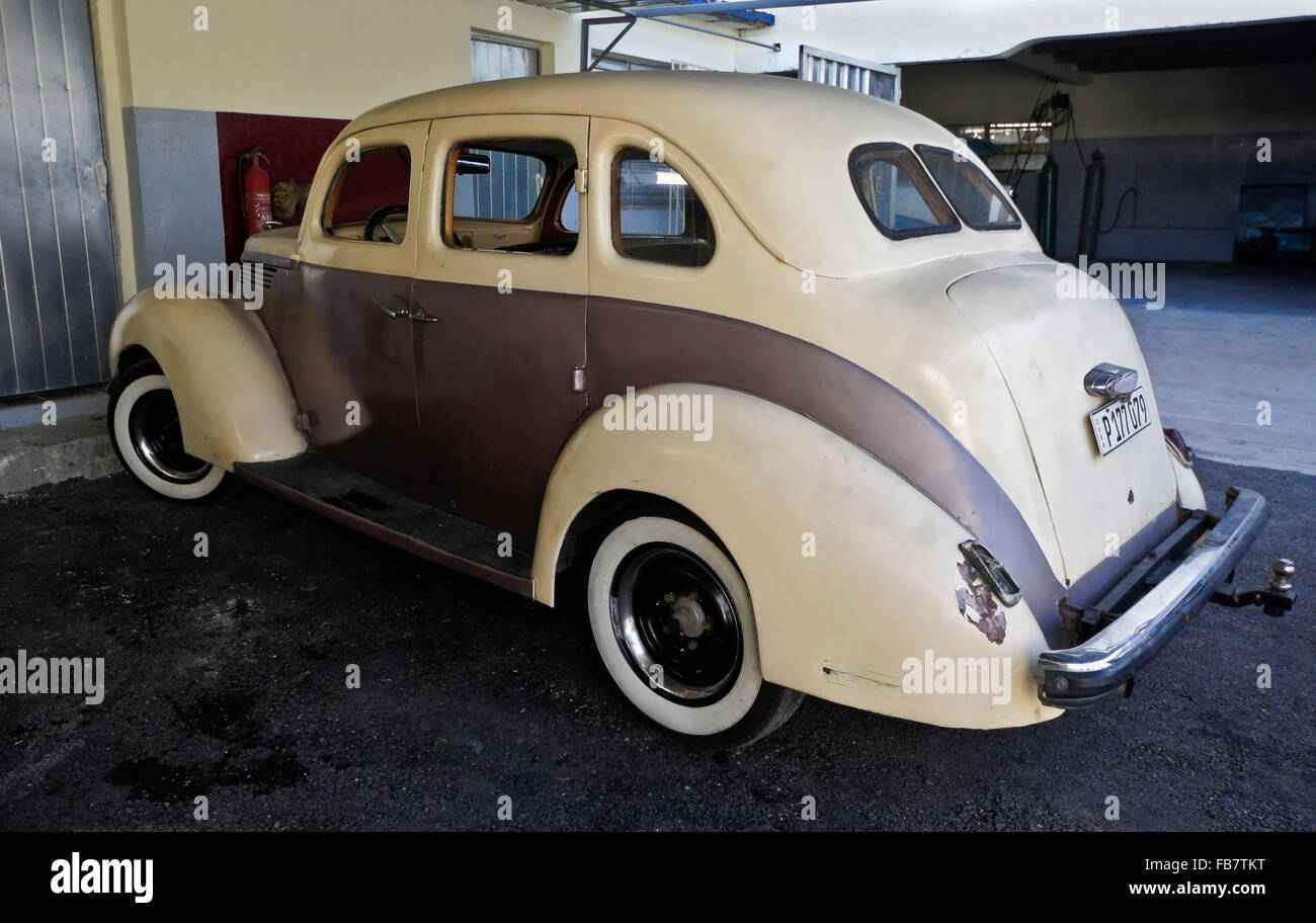 1937 Ford coupe under restoration at NostalgiCar garage, Havana, Cuba Stock Photo