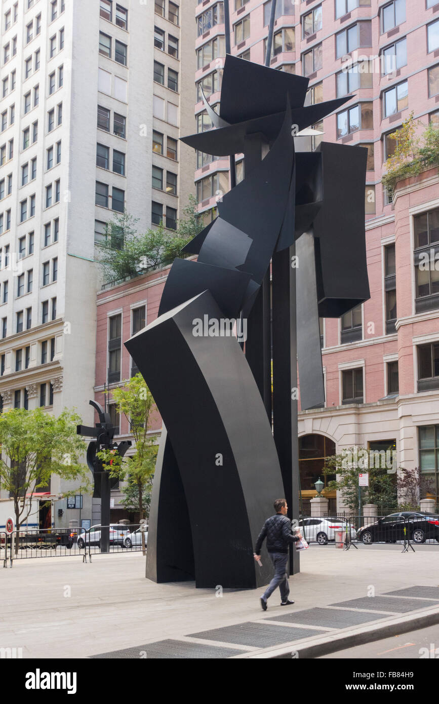 Louise Nevelson plaza sculpture in downtown financial district of Manhattan  NYC Stock Photo - Alamy, image size:867x1390
