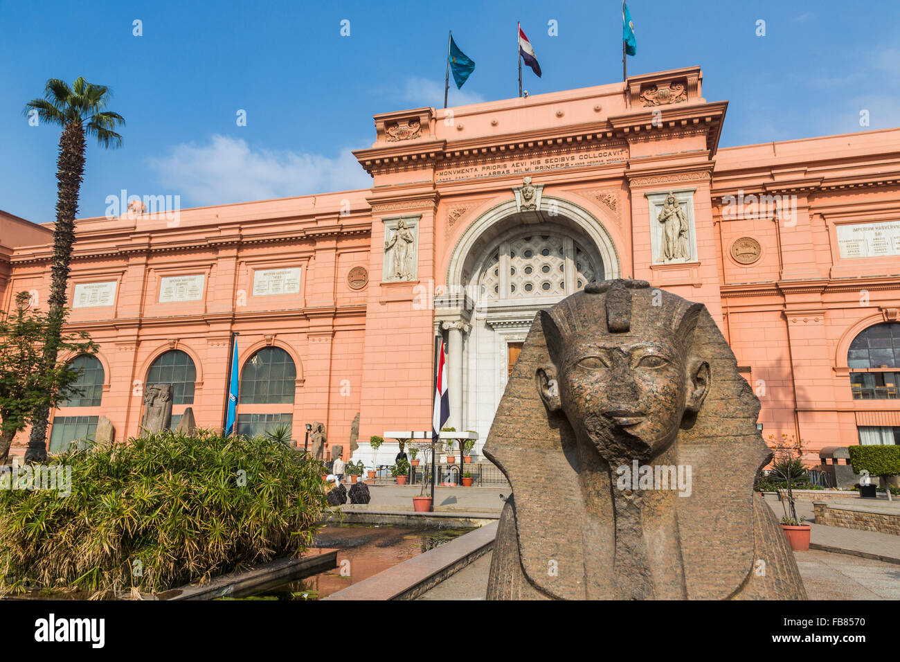 sphinx and entrance facade, The Egyptian Museum, Cairo, Egypt Stock Photo