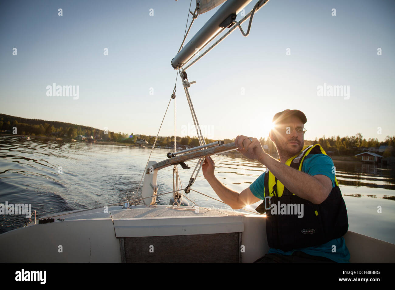 One man sailing boat hi-res stock photography and images - Alamy