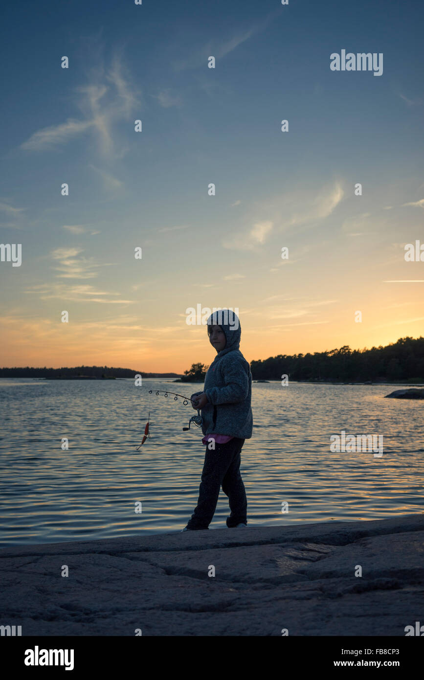 5 year old girl fishing hi-res stock photography and images - Alamy