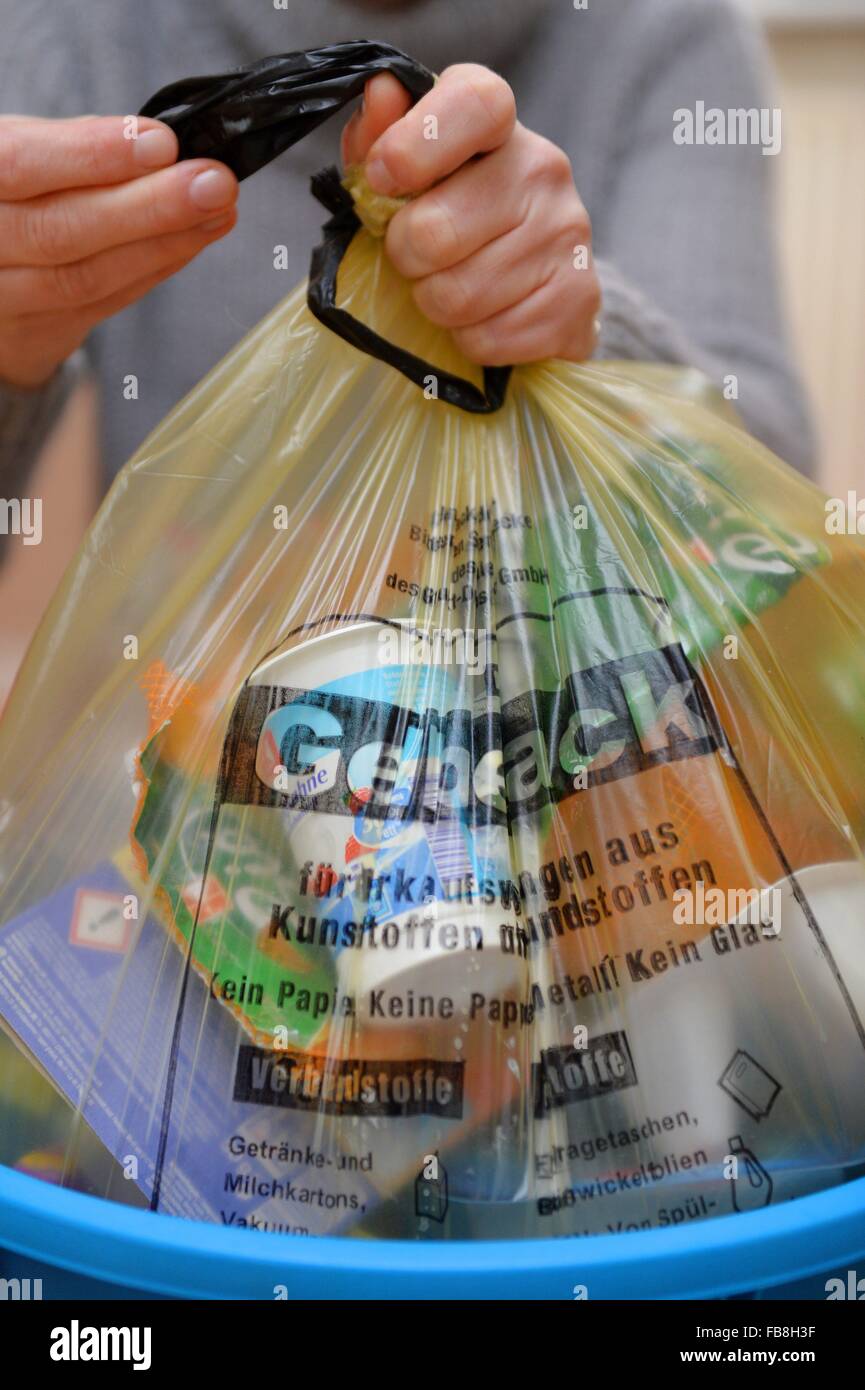 Plastics, cans and polystyrene are collected in 'Gelbe Sack' yellow plastic bags in Germany, Germany, 07. January 2016. Photo: Frank May Stock Photo