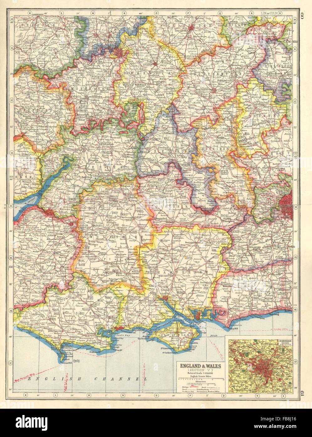 ENGLAND SOUTH & MIDLANDS: Inset Birmingham. HARMSWORTH, 1920 vintage map Stock Photo
