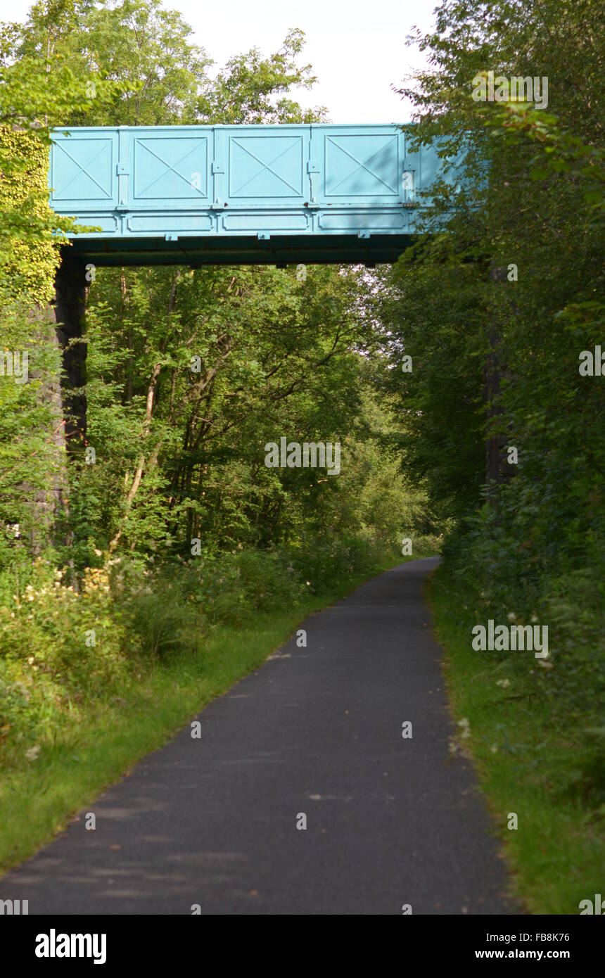 can i cycle on a bridleway